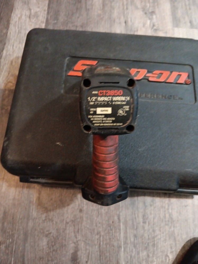 SNAP-ON TOOLS CT3850 1/2" IMPACT WRENCH 18V BARE TOOL WITH CASE