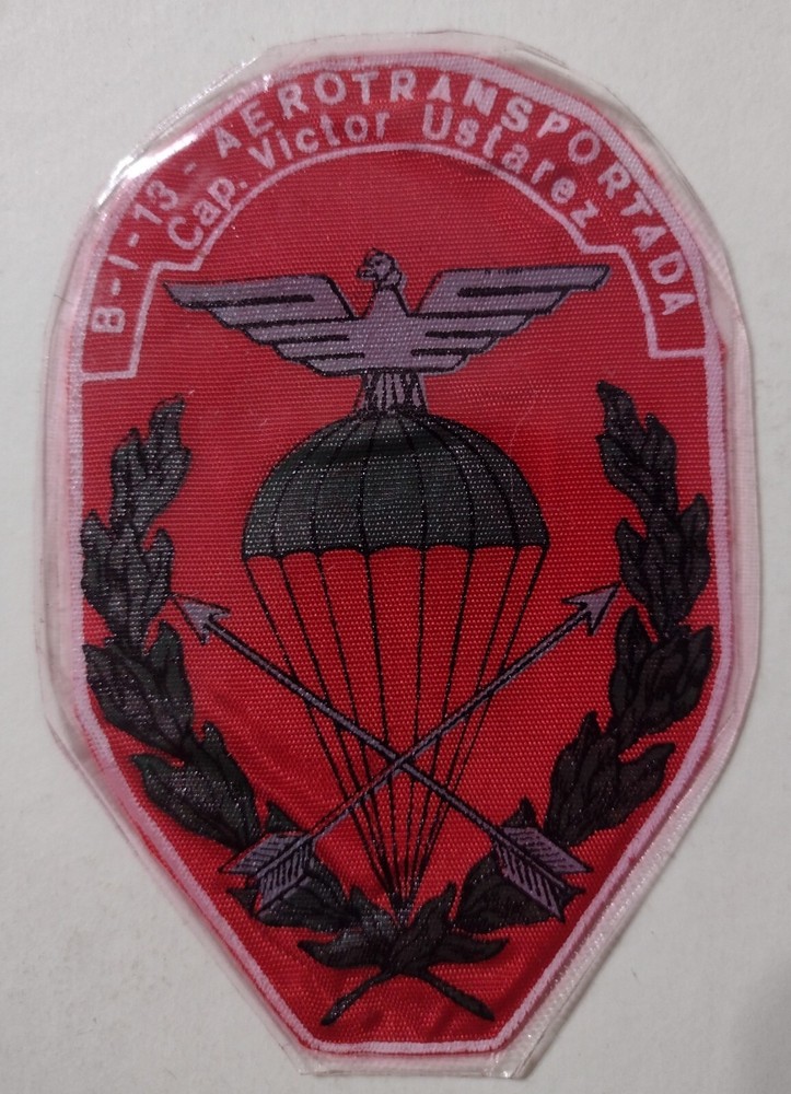 BOLIVIA B-1-13 - AEROTRANSPORTADA Cap. Victor Ustarez PATCH CLEAR PLASTIC