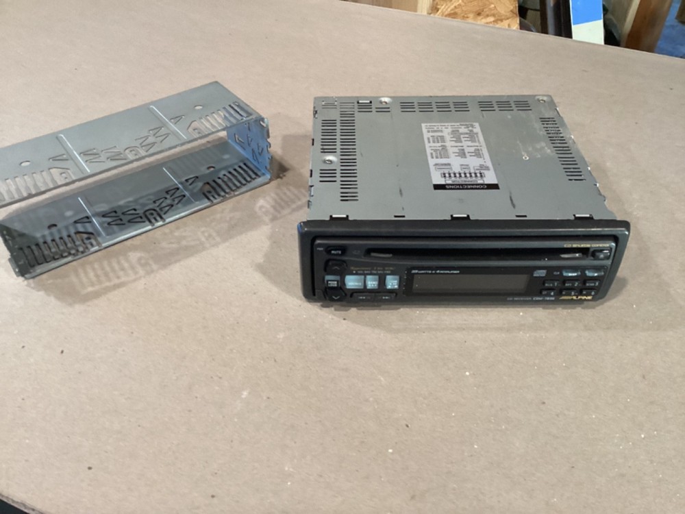 Alpine CDM-7836 Rare Old School CD Receiver Stereo