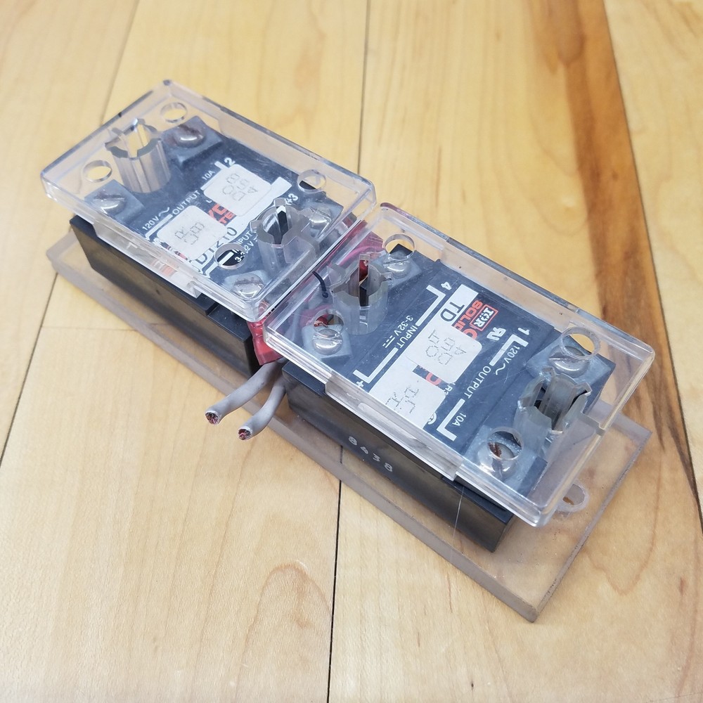 Crydom TD1210 Solid State Relay, Input 3-32V, Output 120VAC 10A - USED