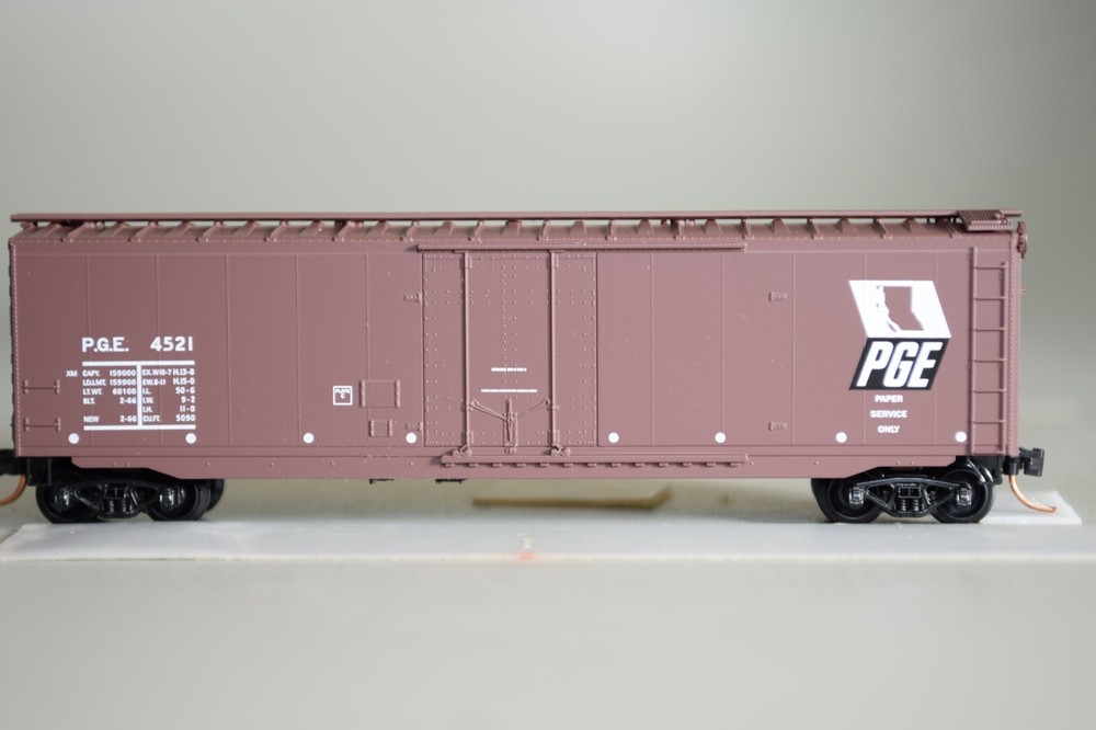 8312 N Scale Micro-Train PGE PACIFIC GREAT EASTERN 50' BOX CAR
