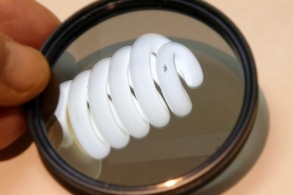 HOYA 62mm Filter PL polarizing linear