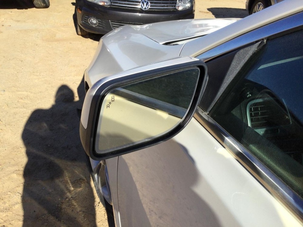 Console Front Floor With Automatic Park Push Button Start Fits 10-12 MKS 4913899