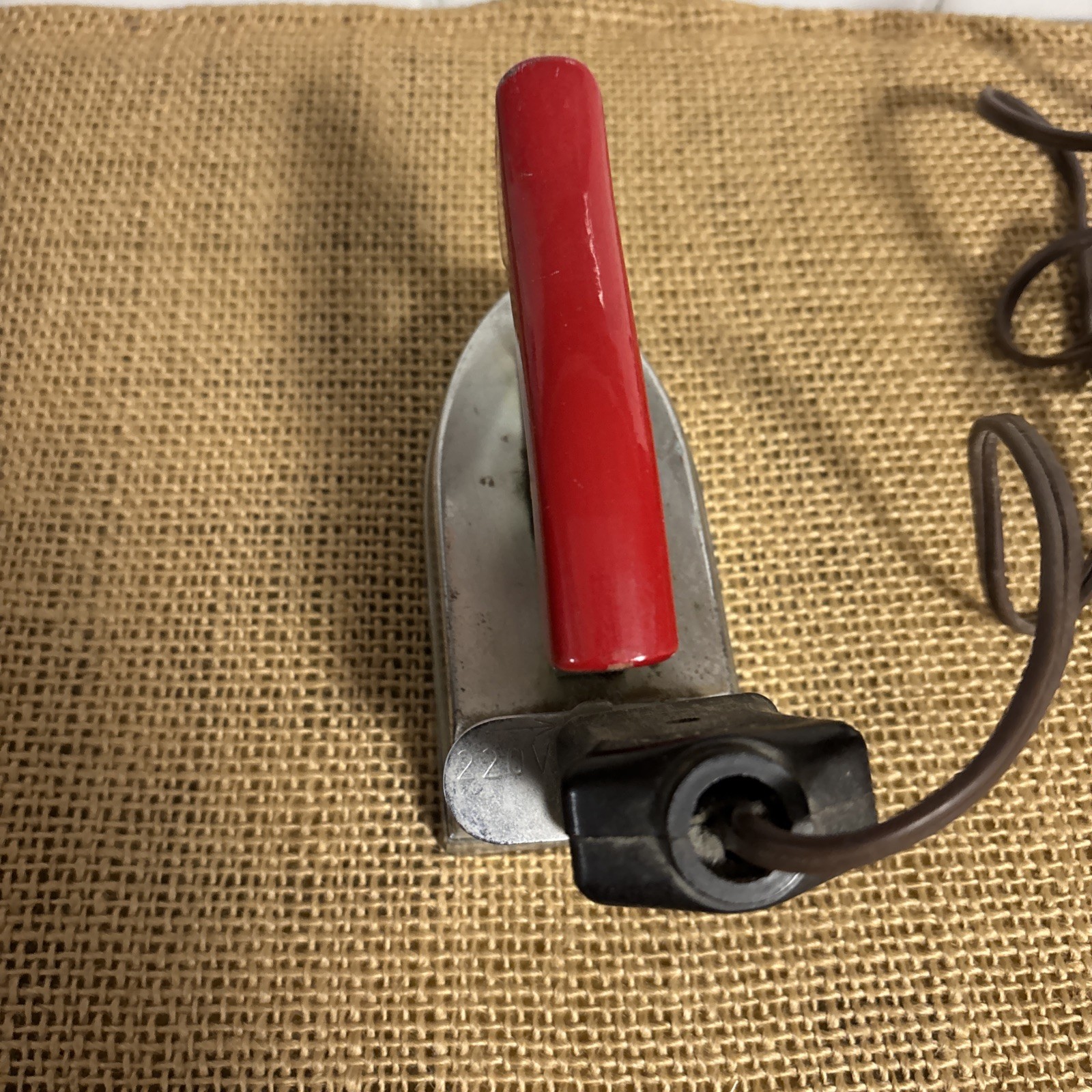 Vintage ROWENTA Electric Travel Iron Model E5234 - It WORKS!- Red Handle!