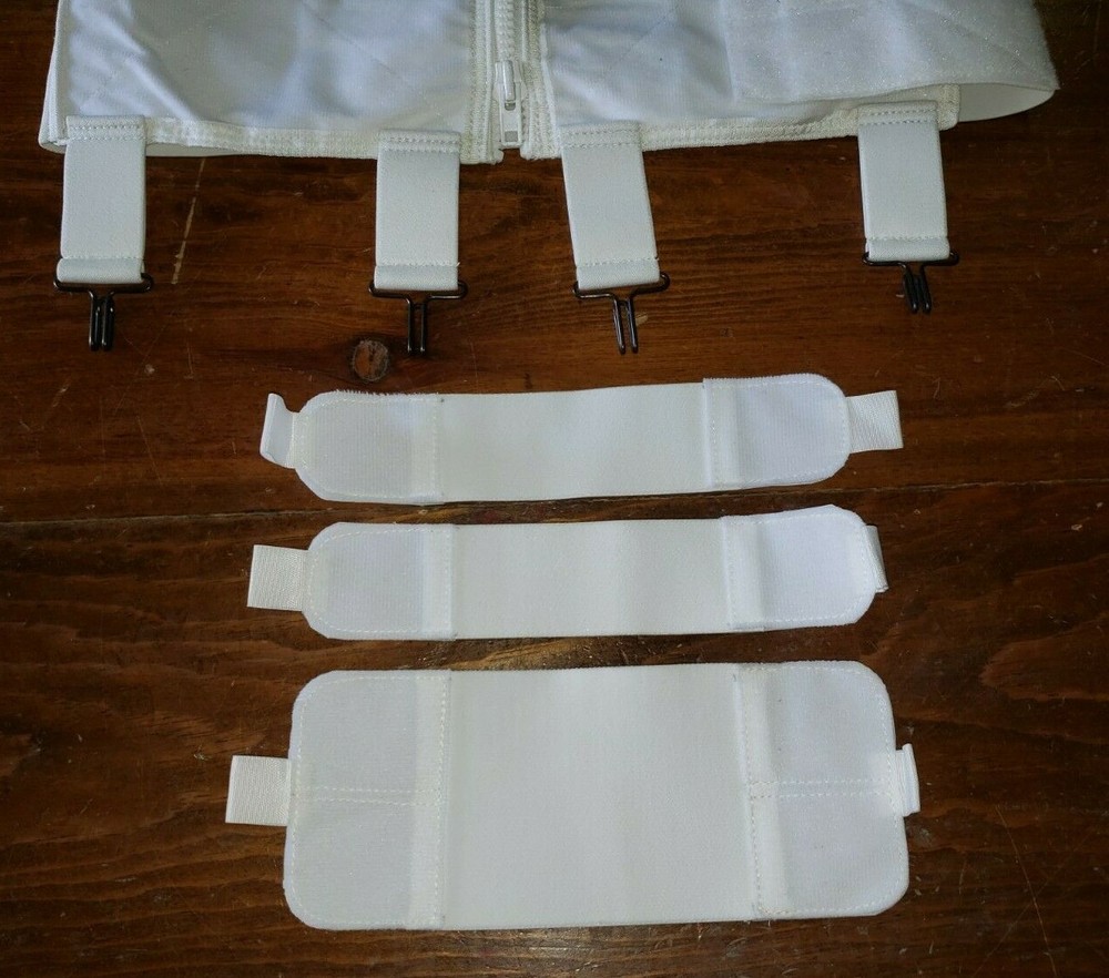 FirstSpear DOV Discreet Operations Vest M/L White loop panel low pro chest rig