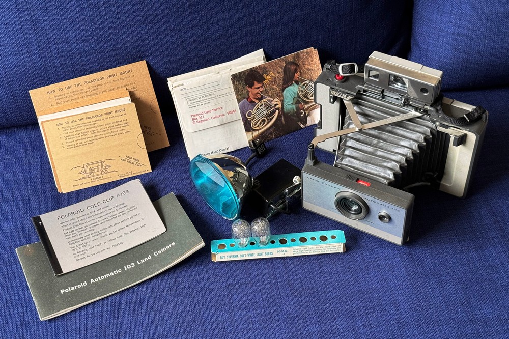 Polaroid Automatic 103 Land Camera – with Vintage bag, flash, papers – untested