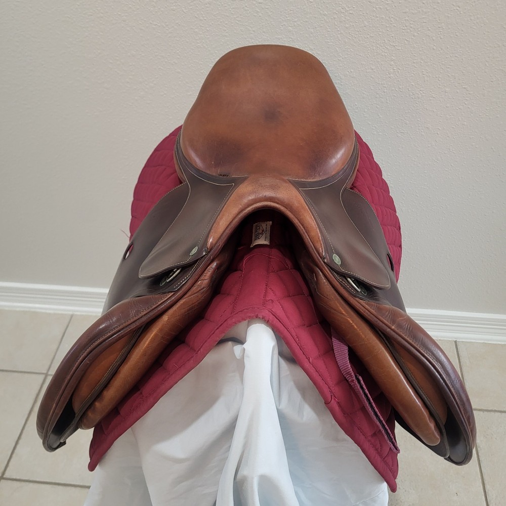 17" Antares Jump Saddle