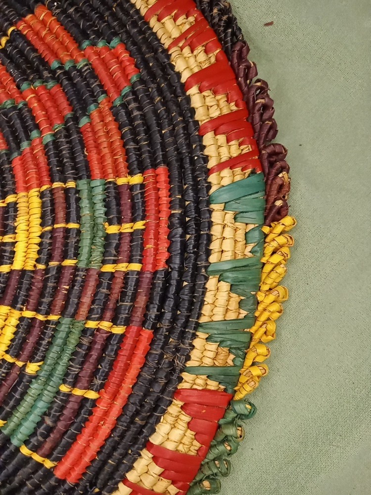 Antique Woven Place Mat