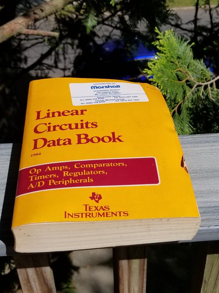 VINTAGE TEXAS INSTRUMENTS BOOK DATA ELECTRONIC MANUAL LINEAR CIRCUITS DATA 1984