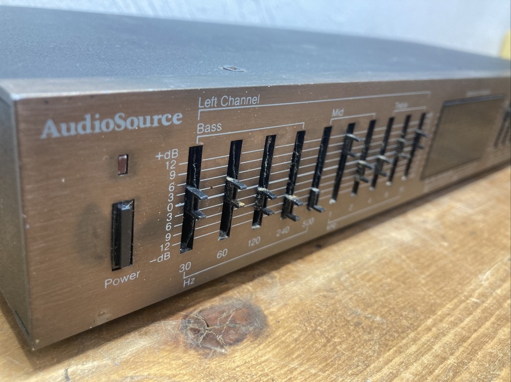 AudioSource EQ Eight Graphic Equalizer Spectrum Analyzer Need New Slider Knobs