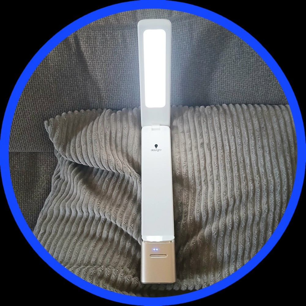 Daylight Smart Go Rechargeable Lamp Missing Charging Cable