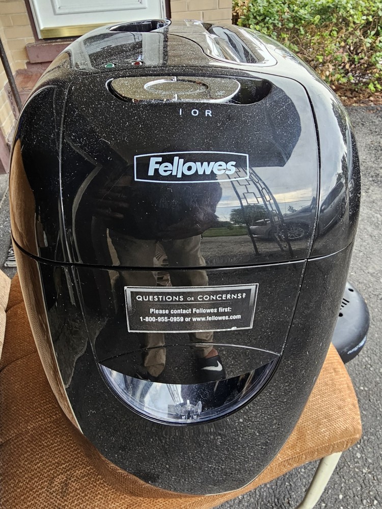 🍏 Fellowes Power Shreader,Multi Sheet shreader,M-12C