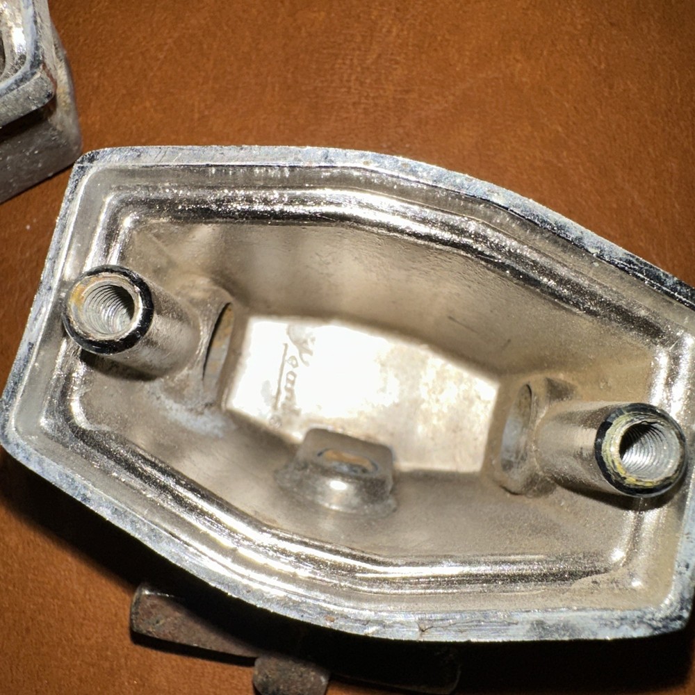 (3) VINTAGE PEARL EXPORT FLOOR TOM LEG MOUNTING BRACKET