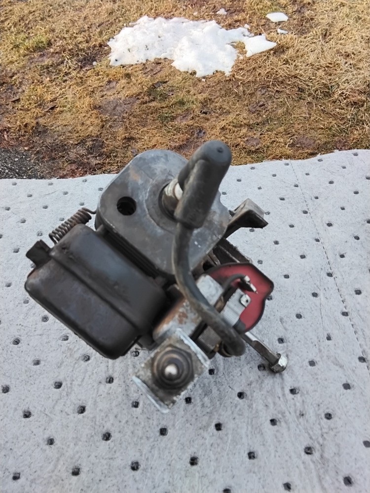 Poulan  23cc PE 550 Edger  Engine Powerhead