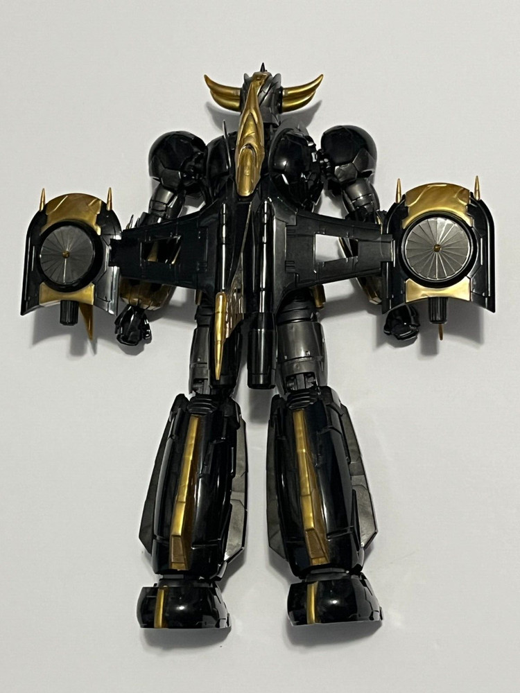 Grendizer HG (Black Ver) Infinitism 1/144 Scale Model READ DESCRIPTION