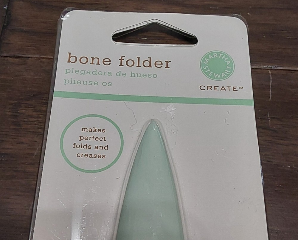 Martha Stewart Create Bone Folder MA281018