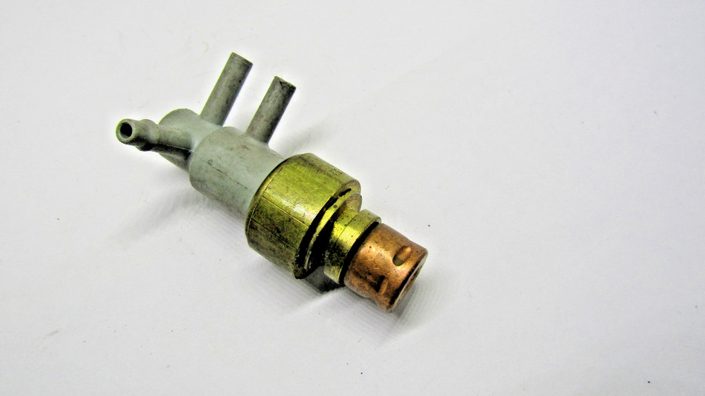 Ported Vacuum Switch Standard PVS41