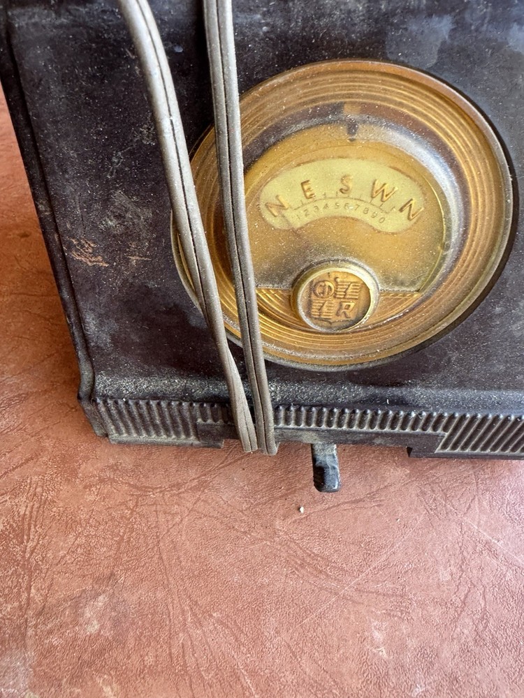 Vintage Untested neswn Radio