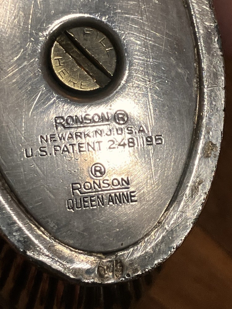 Vintage Ronson Silver Lighter: Queen Anne Table Lighter
