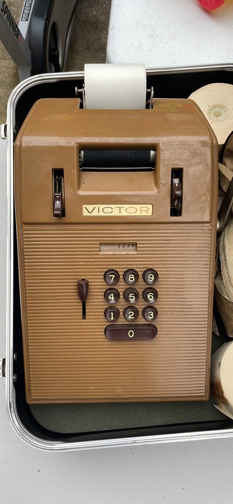 victor adding machine