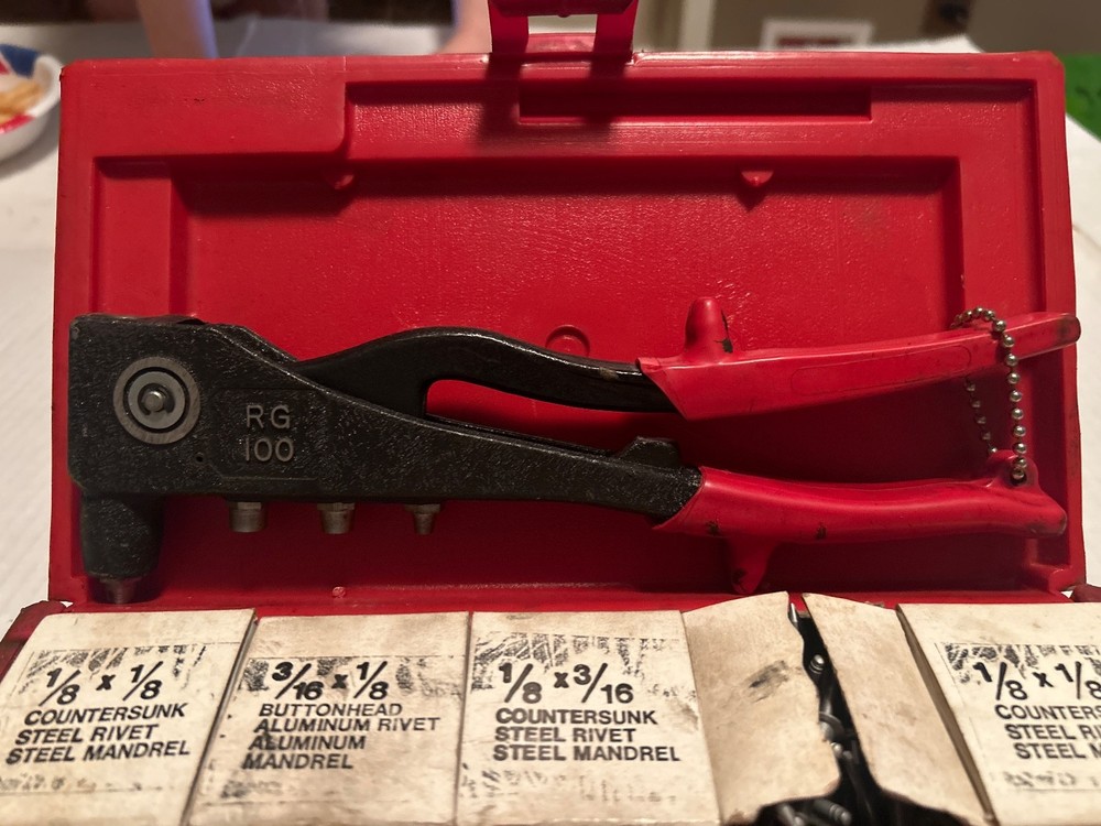 Mac Tools RGS100 Heavy Duty Rivet Kit