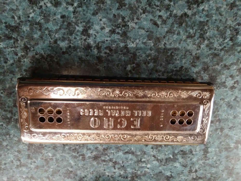 VTG HOHNER ECHO HARP HARMONICA W/ORIGINAL BOX