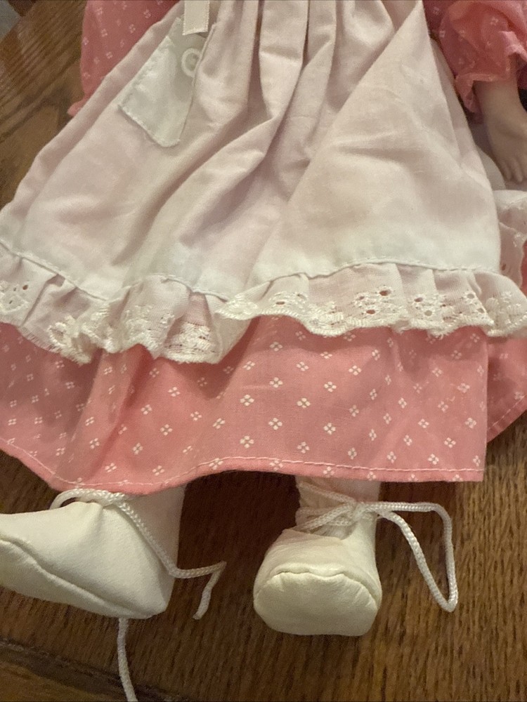 Porcelain Doll Iris 14” Cottage/ Granny