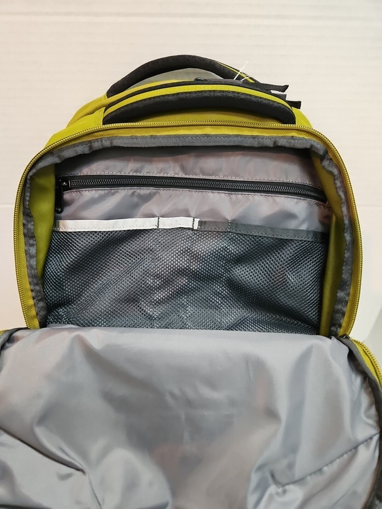 The North Face Jester 28L Backpack. Sulphur Moss.