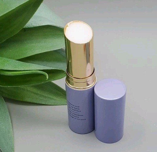 Tatcha The Serum Stick 0.28 oz FLAWED READ DESCRIPTION