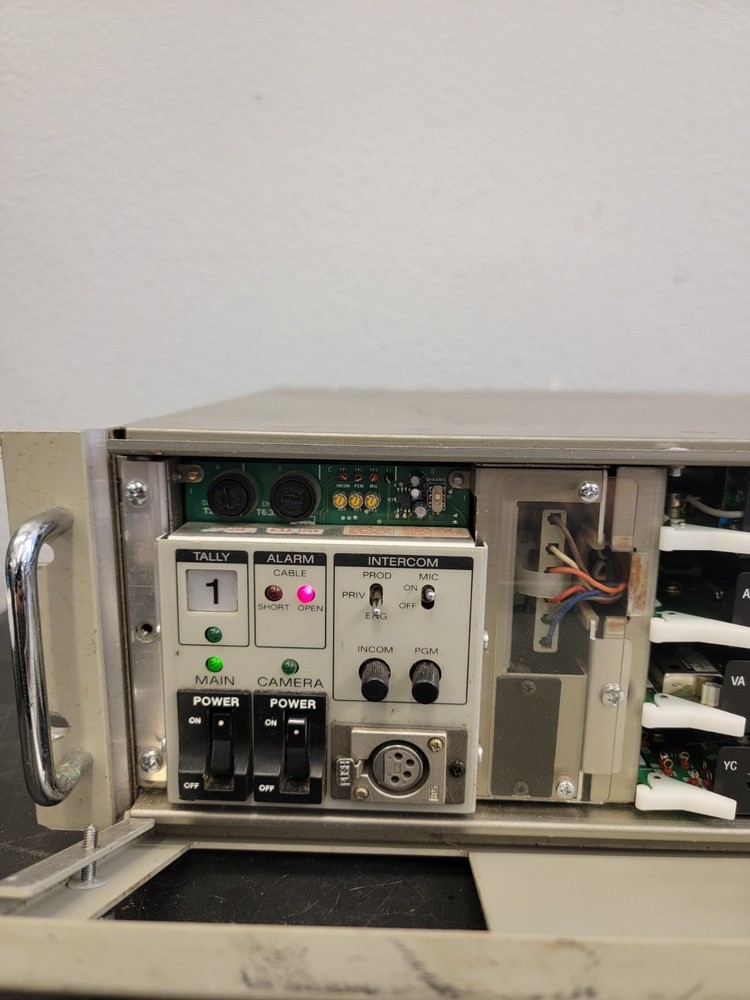 Sony CCU-370 Camera Control Unit (2)