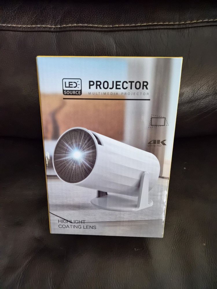 Multimedia Projector Highlight Coating Lens LED Source 4K