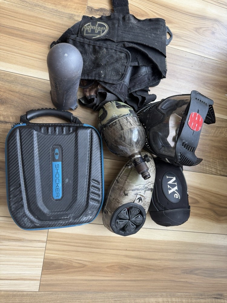 SHOCKER XLS Paintball Marker + Extras
