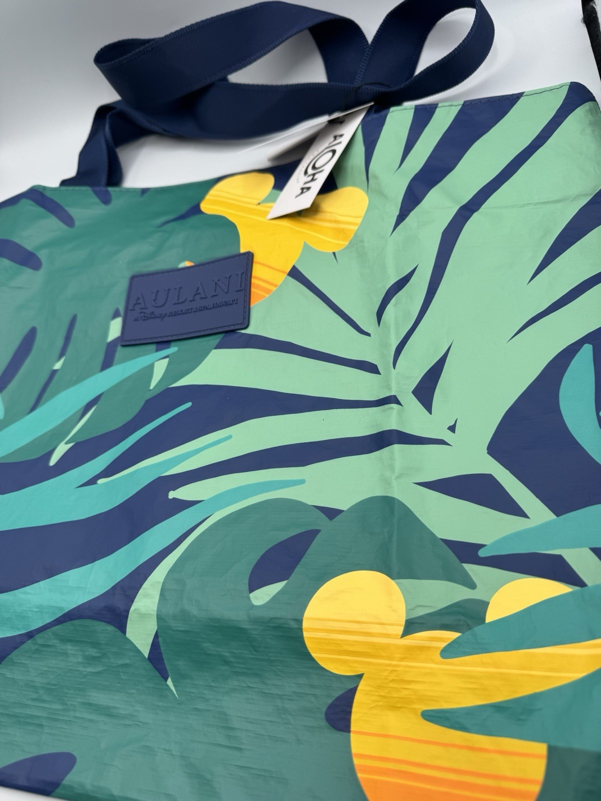 *New Disney Aulani Aloha Collection X Splash Proof Zipper Tote Mickey Bag