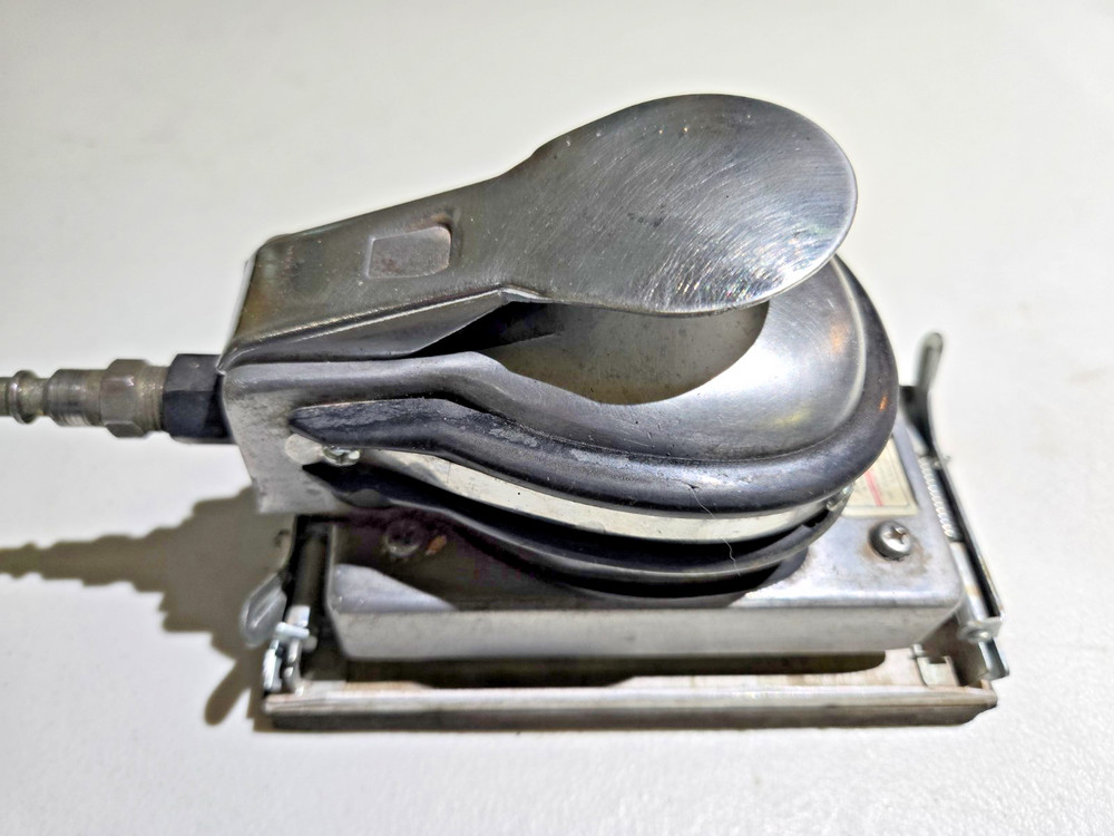 SUNEX SX-296A Pneumatic Jitterbug Palm Sander