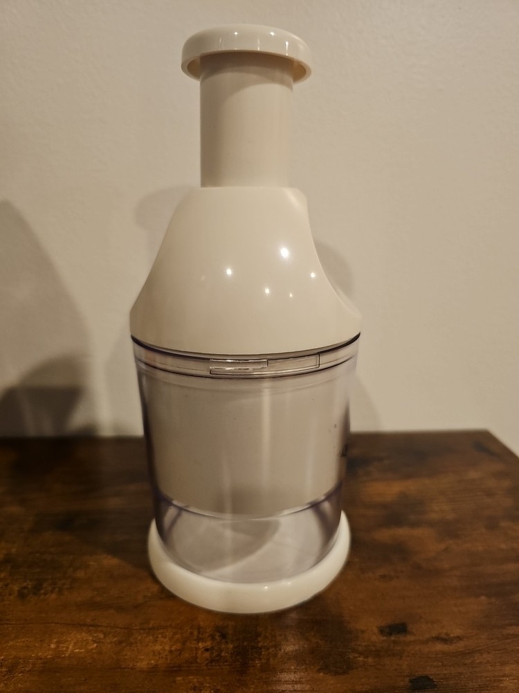 Quick Chop Chef's Kitchen Mate Chop Mince Slice & Dice Fruit/Vegetable Open Box