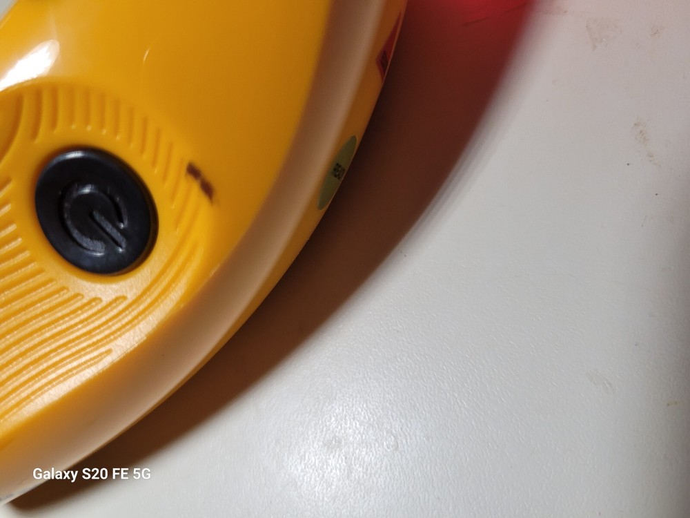 Zircon StudSensor L20 Stud Finder Scan 3/4" Depth Wood Stud Finder EDGE-QR CODE