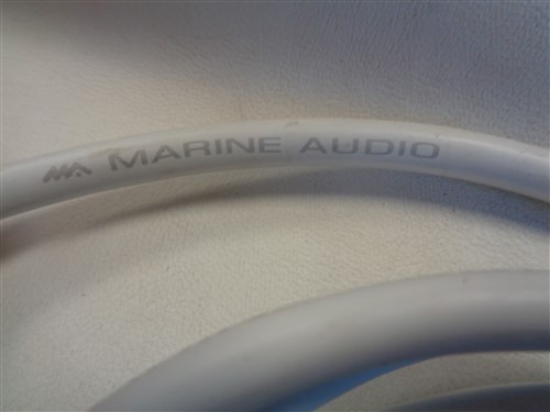 MARINE AUDIO RCA CABLE PAIR ( 2 ) WHITE 77" BOAT