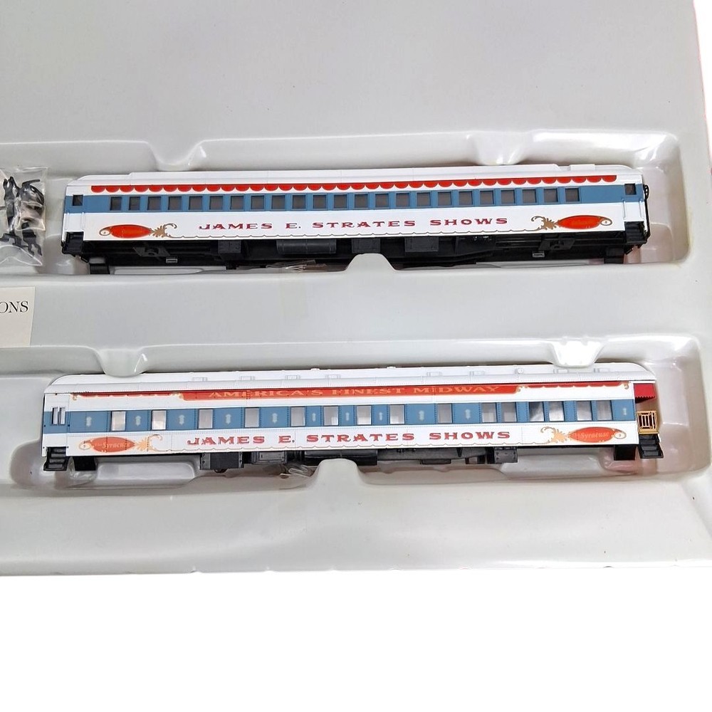 IHC James E Strates Shows HO Scale Train Set Carnival Train Missing Trucks