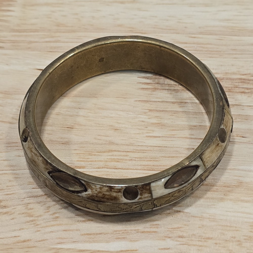 Bohemian Stackable Brass Inlay Bangle Bracelet Cream Tan Leaf Scrollwork