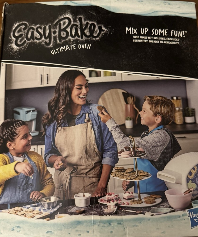 Easy-Bake Ultimate Oven -Open Box - never Used