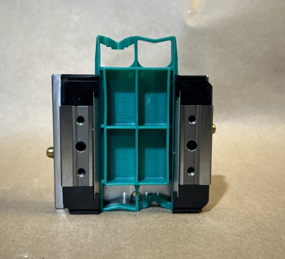 THK HRW27 Linear Bearing Block Y9Q051