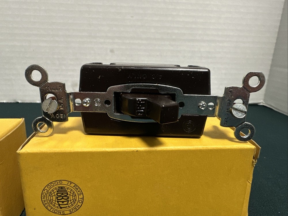 2 Vintage Hubbell A. C. Flush Toggle Switch Single-Pole 15A 1201