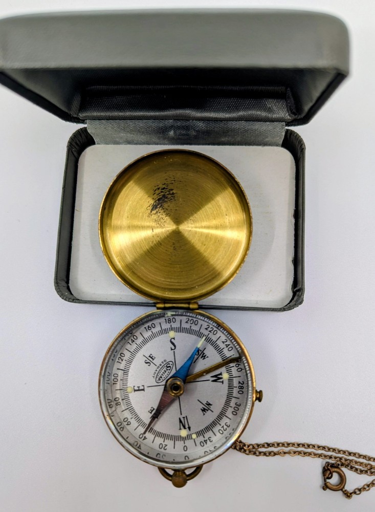 Working Vintage German Compass