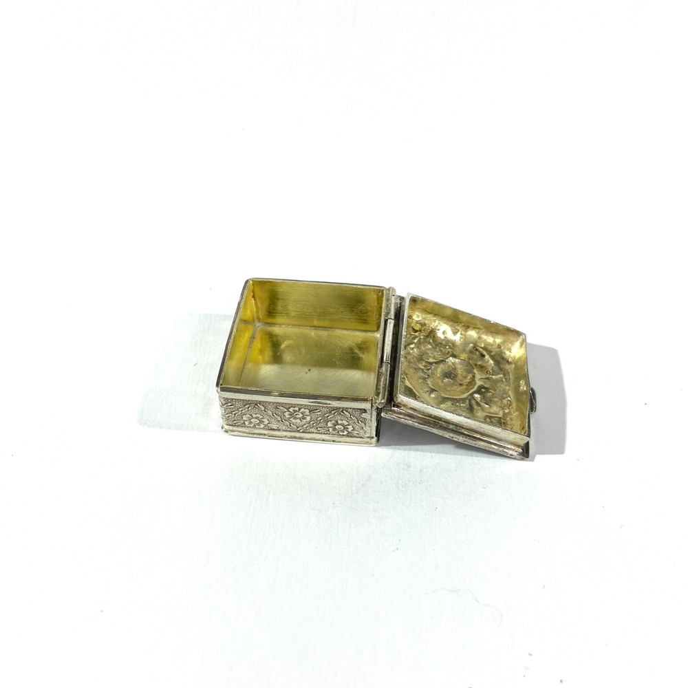 Antique Solid Silver Pillbox , Hallmarked Pill box with floral decors