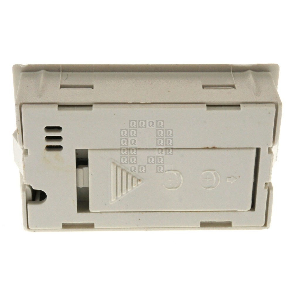 Panel Mount LCD Digital Thermometer, White 0° to +70°C, 0.6" Digits