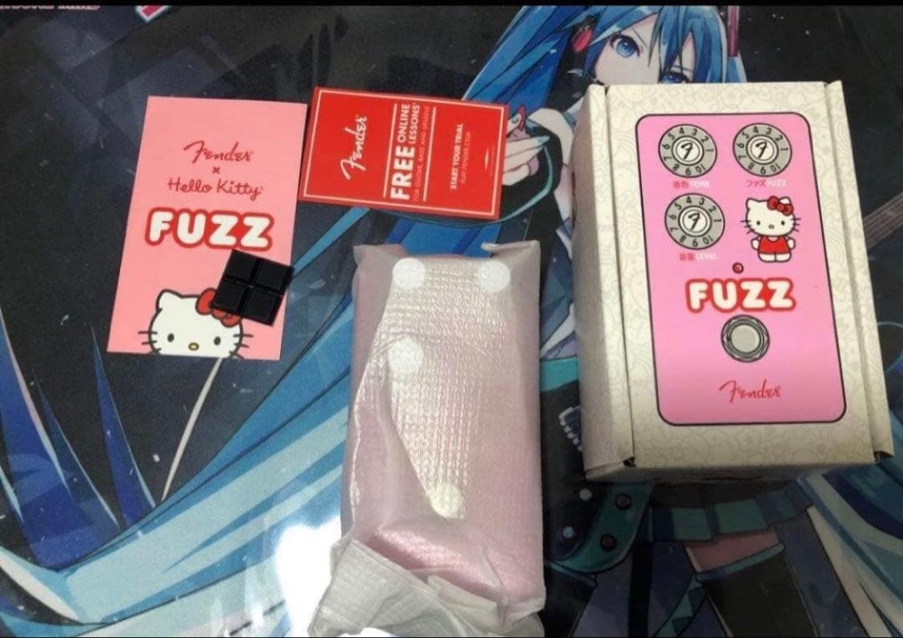 Fender Hello Kitty Fuzz③