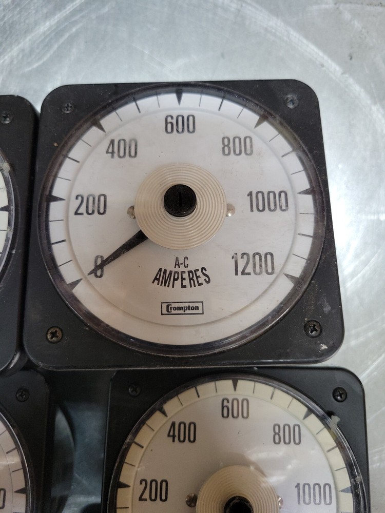 1) Crompton 077-05FA-LSSU-C6 Meter