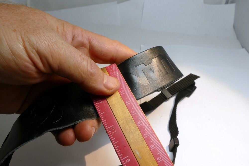 QUANTUM Camera Neck Shoulder Strap 4cm WIDE Black Leather