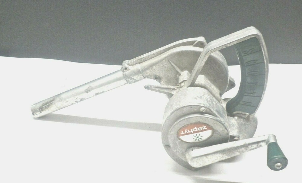 Scotts - Zephyr - Duster Spreader - Model A61 - Scott & Son