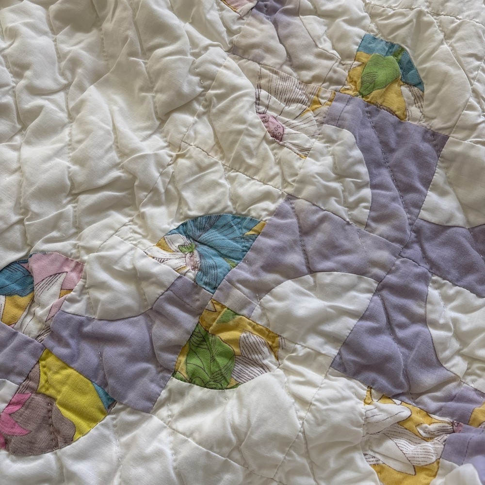 Handmade Patchwork Quilt Lightweight Approximately 82 X 72